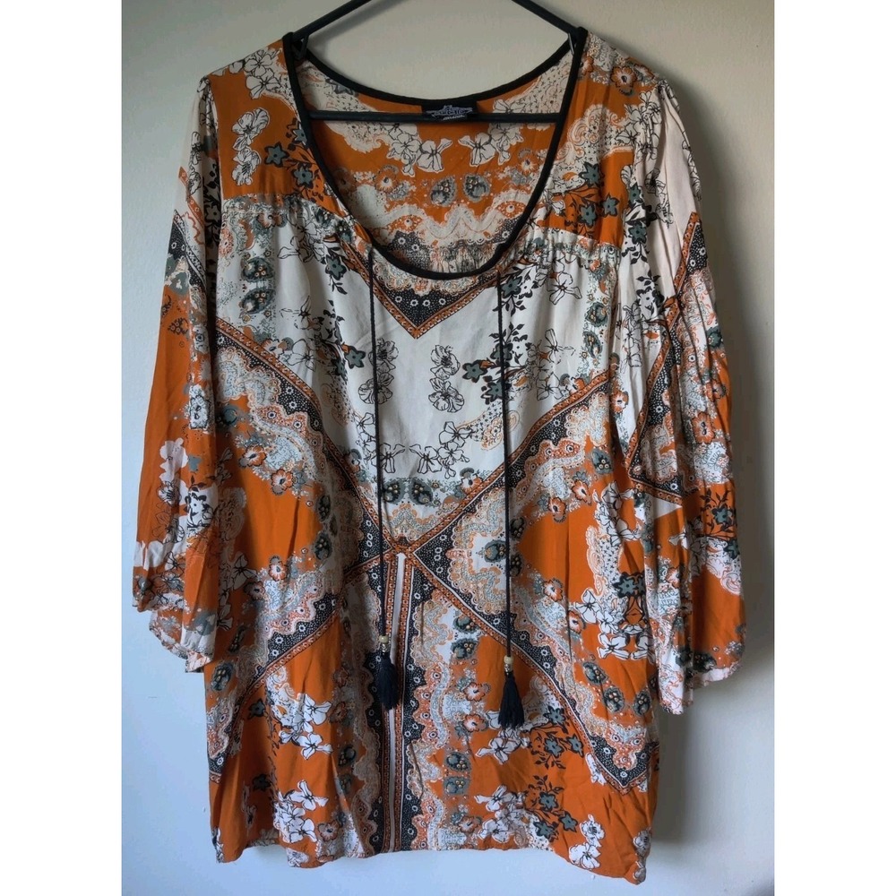 Angie‎ Women's 0range/Black/ White Floral Paisley 3/4 Sleeve Top Tassles Size M